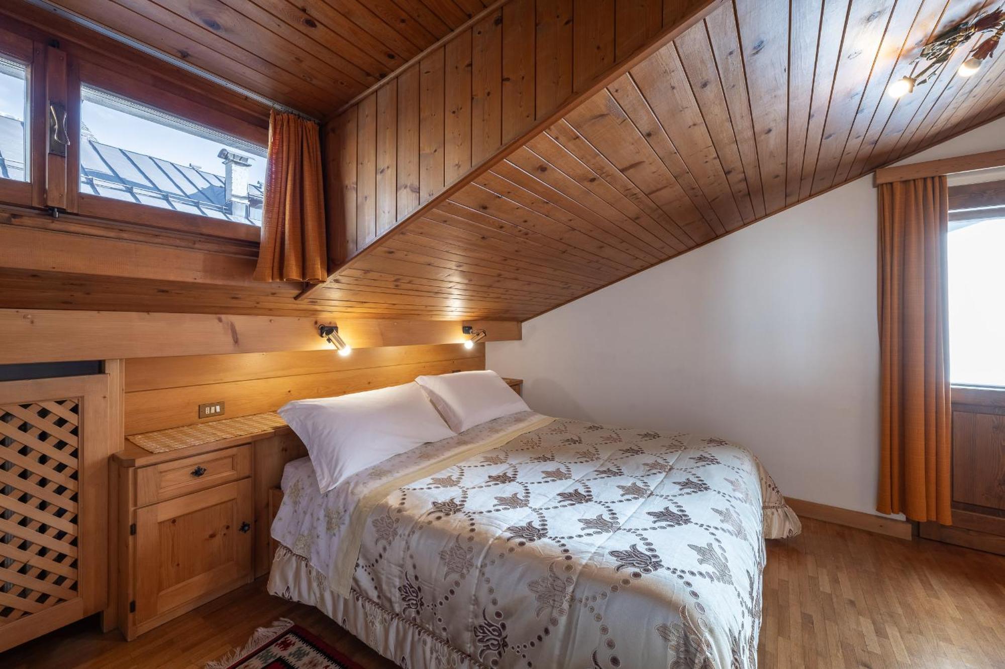 Attico Lodge Cortina d'Ampezzo Ngoại thất bức ảnh